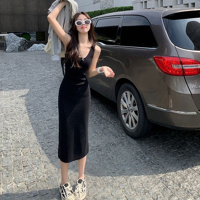 Váy len 2 dây cho nữ INFLACHI đầm dệt kim dáng dài tôn dáng che khuyết điểm len quảng châu thiết kế Hàn Quốc M277