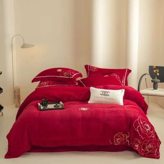 Bộ chăn ga gối nỉ tuyết sữa 4 món - Nơi hạnh phúc thăng hoa