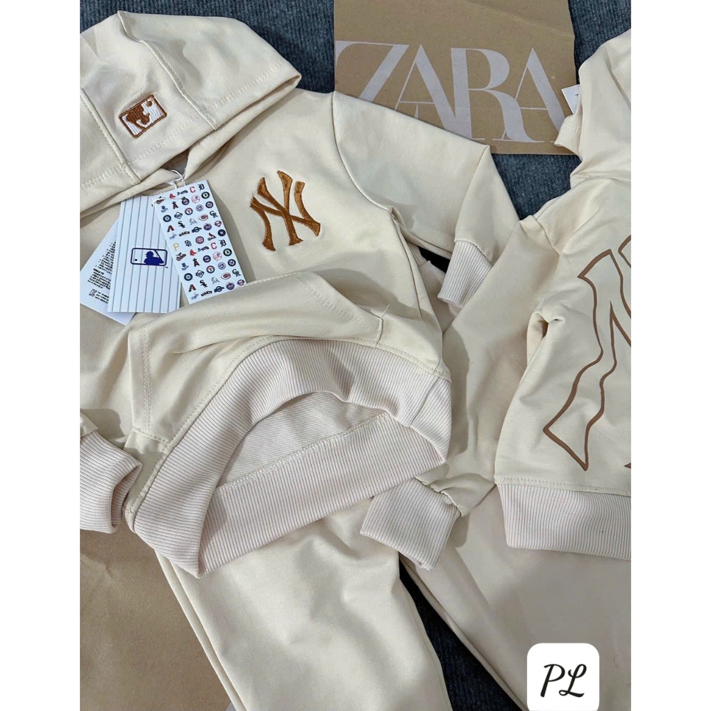 SZ NHÍ_ BỘ MLB KID MÀU BE MONO KIM CƯƠNG