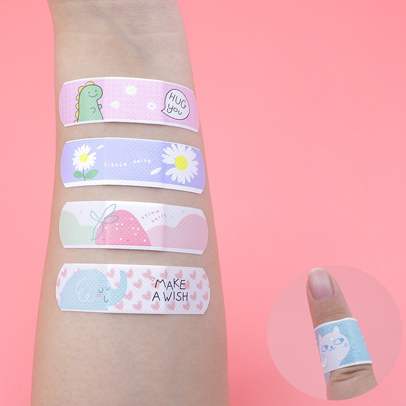 Vỉ 5 Băng cá nhân urgo hoạt hình đáng yêu - Băng y tế dán vết thương tiện dụng E1454