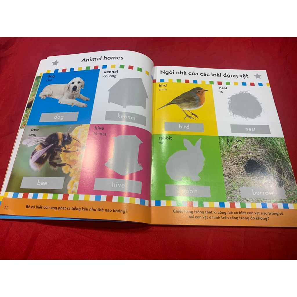 Sách dán hình thông minh- 100 loài động vật đầu tiên của bé - Tân Việt