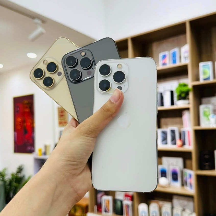 Điện thoại 13 𝐏𝐫𝐨 𝐌𝐚𝐱 - Hàng mới siêu nét Đẹp Keng Pin Zin 99 Bảo Hành 1 Năm