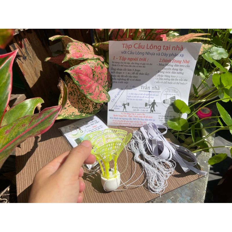 Combo quả cầu lông nhựa phát sáng + 2 dây thun tập + 1 móc treo