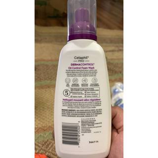 Sữa rửa mặt Cetaphil Derma Control tím