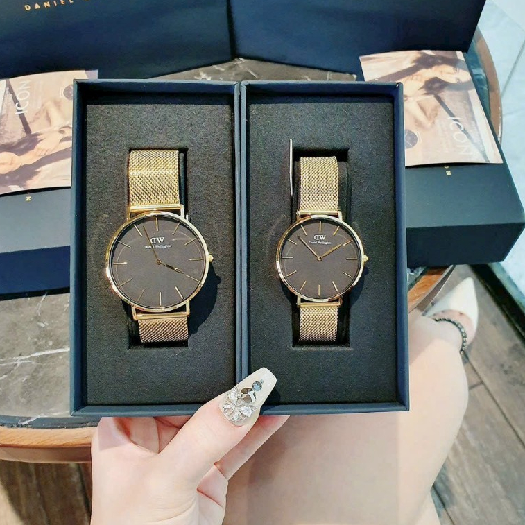 Đồng Hồ CẶP ĐÔI WD06 DÂY LƯỚI KIM LOẠI TRẺ TRUNG,SANG TRỌNG CHỐNG NƯỚC BẢO HÀNH 6 THÁNG.