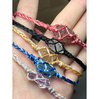 Vòng tay tinh thể đá thô thắt macrame