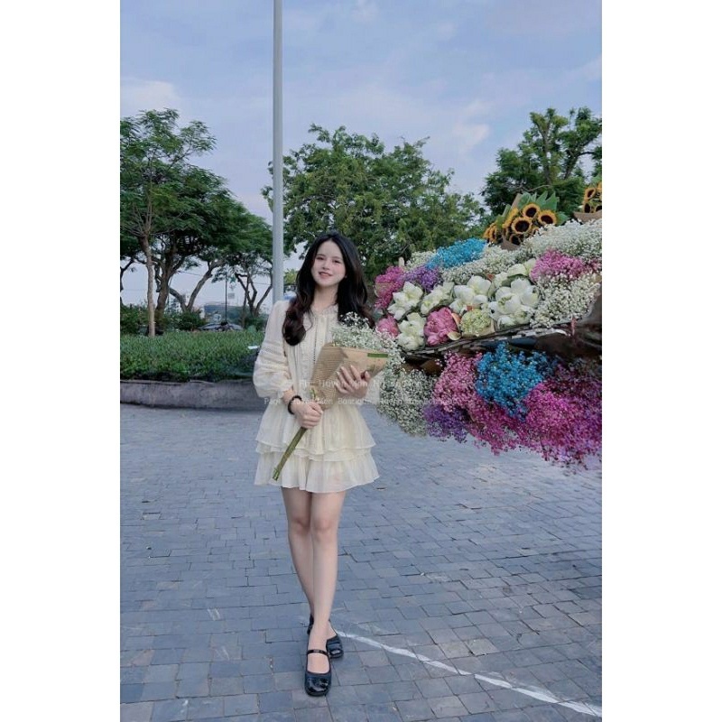 Set trắng phối ren nơ tay dài quần đùi
