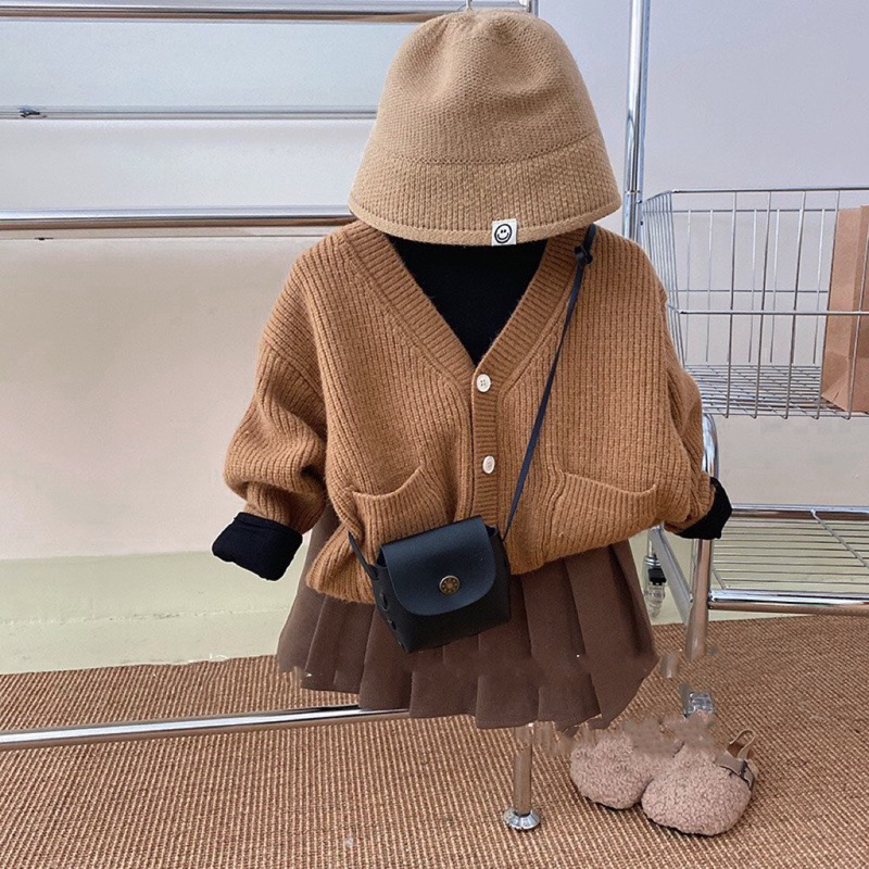 Váy bé gái , sét áo cardigan nâu tăm phối chân váy xếp ly sành điệu cho bé gái 10-30kg