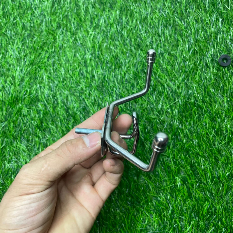 Móc treo đồ xe máy móc đôi móc 3 chấu titan - Inox chắc chắc, Tiền lợi