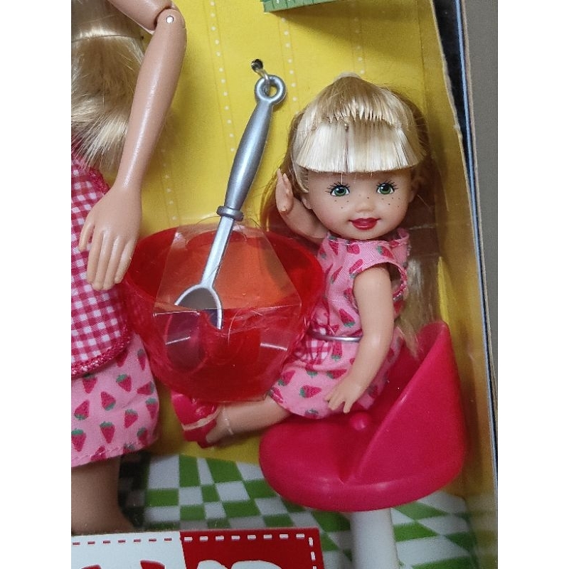 Búp bê barbie Fun Treats
