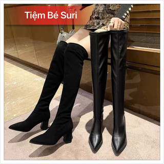 (TIỆM BÉ SURI) Bốt đùi da lộn mũi nhọn, boot đùi da lì, lót lông mềm, gót vuông cao 7cm