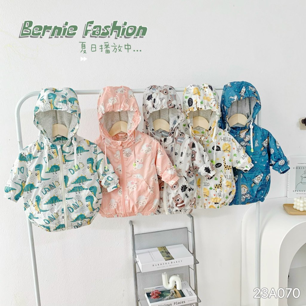 Áo khoác gió hai lớp cho bé trai bé gái có mũ bên trong lót lớp cotton nỉ dành cho bé từ 9kg đến 23kg