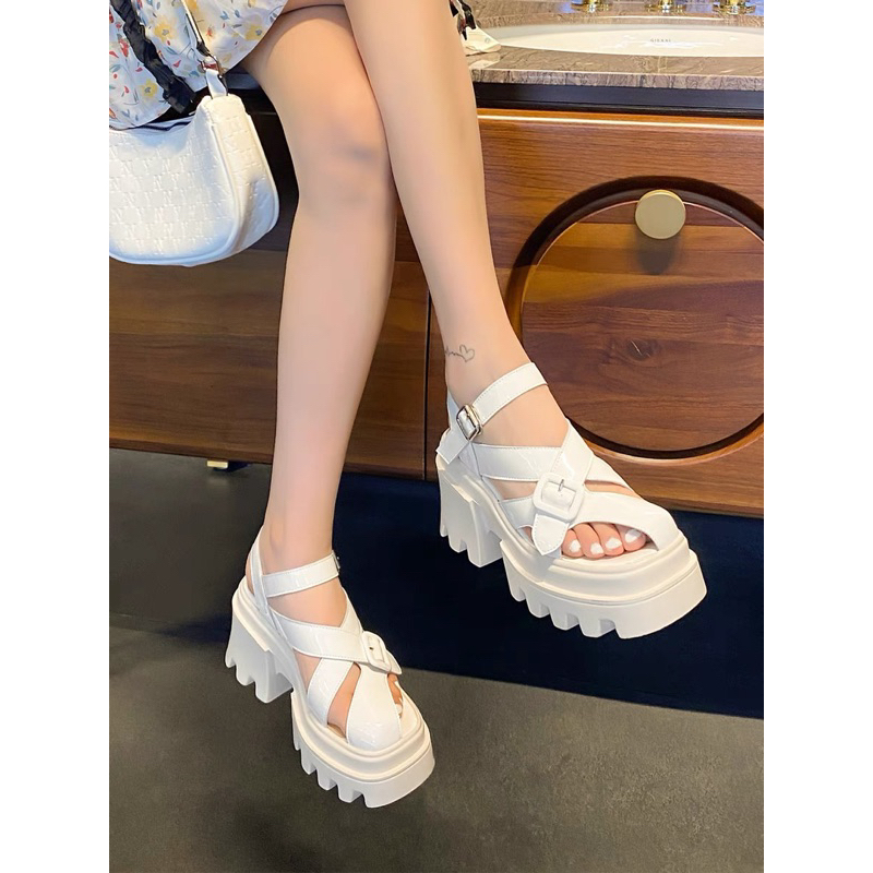 🌺 ORDER 🌺 Giày chunky đế cao su quai dây chéo 8cm 34-39