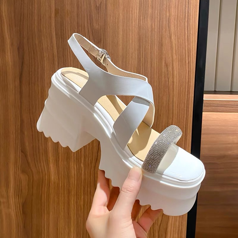 🌺 ORDER 🌺 Giày chunky đế cao su quai dây chéo 8cm 34-39