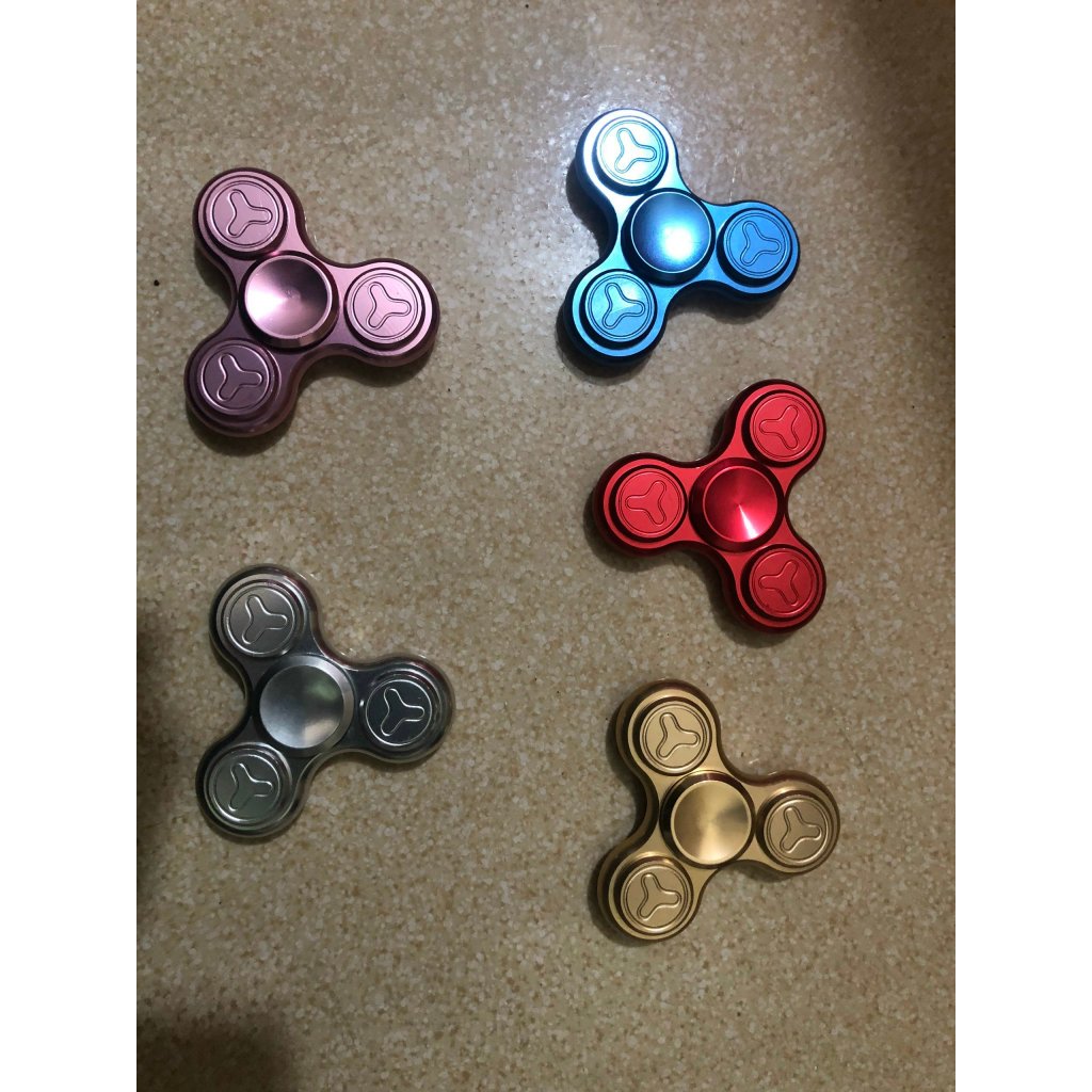 Con quay 3 cánh blossom