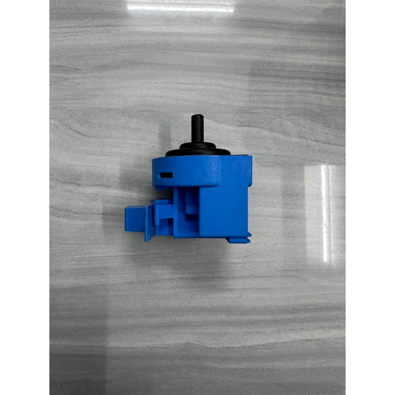 Phao máy giặt electrolux cửa ngang
