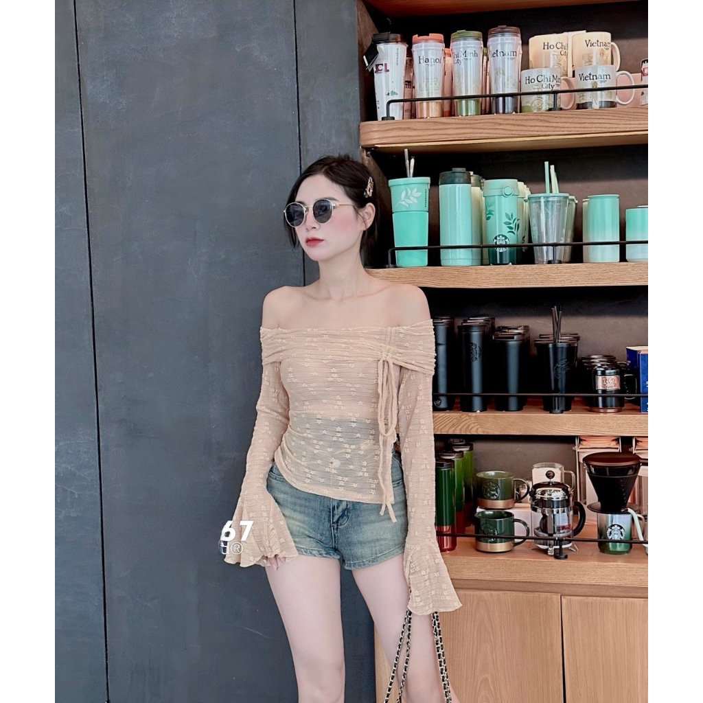 Áo ren trễ vai ôm eo có mix rút vạt trước tay áo lòe điệu, áo ren trễ vai hoa nhí, cổ tay xòe siêu tôn dáng