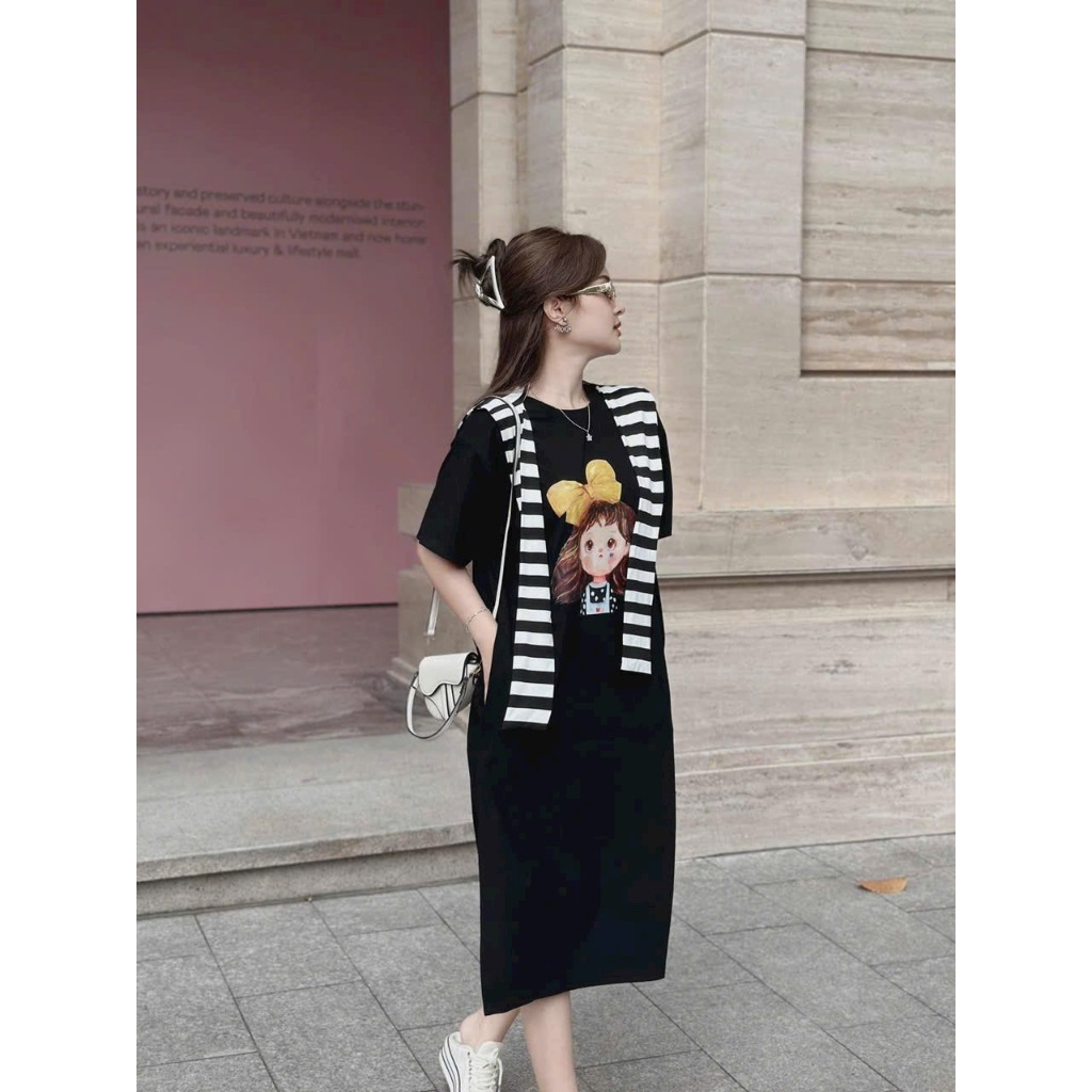 Đầm váy thời trang nữ,đầm suông xẻ đùi in hình cô gái phối vạt choàng sọc đơn giản thanh lịch bầu bí bon chen thoải mái