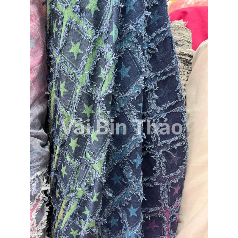 LOANG BẢY MÀU SAO