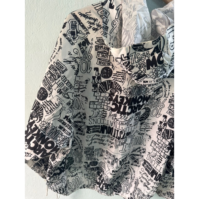 Thanh lý áo hoodie dù hoạ tiết