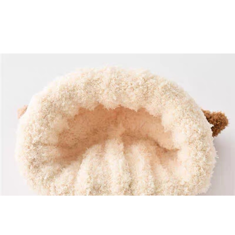 SET MŨ KÈM KHĂN GẤU LÔNG CỪU CHO BÉ