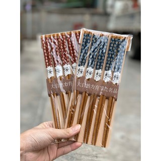 Bộ 5 đôi đũa tre mẫu hoa - nhập từ Nhật