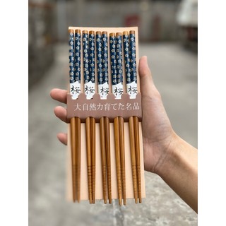 Bộ 5 đôi đũa tre mẫu hoa - nhập từ Nhật