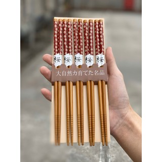Bộ 5 đôi đũa tre mẫu hoa - nhập từ Nhật