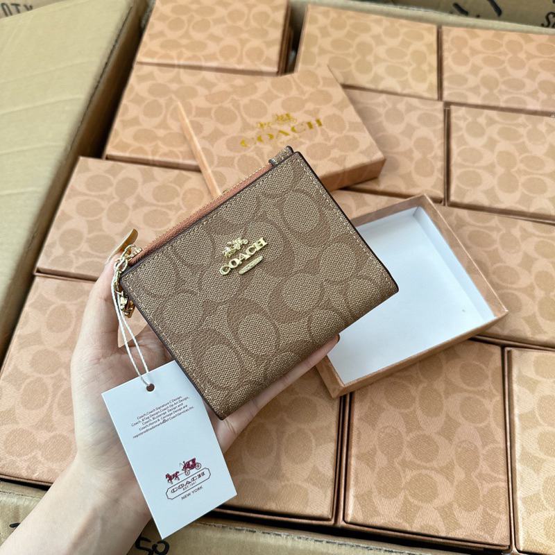 MV034 Ví Coach nhiều màu fullbox
