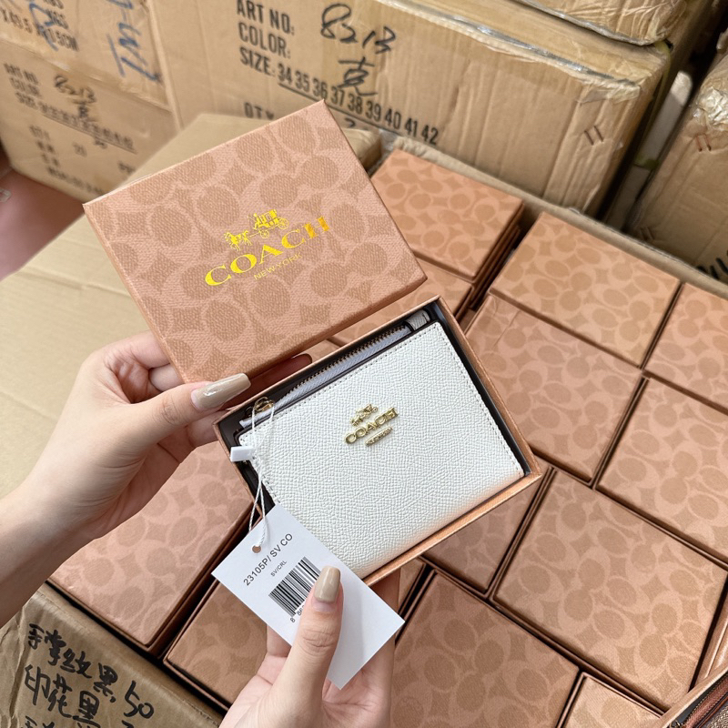 MV034 Ví Coach nhiều màu fullbox