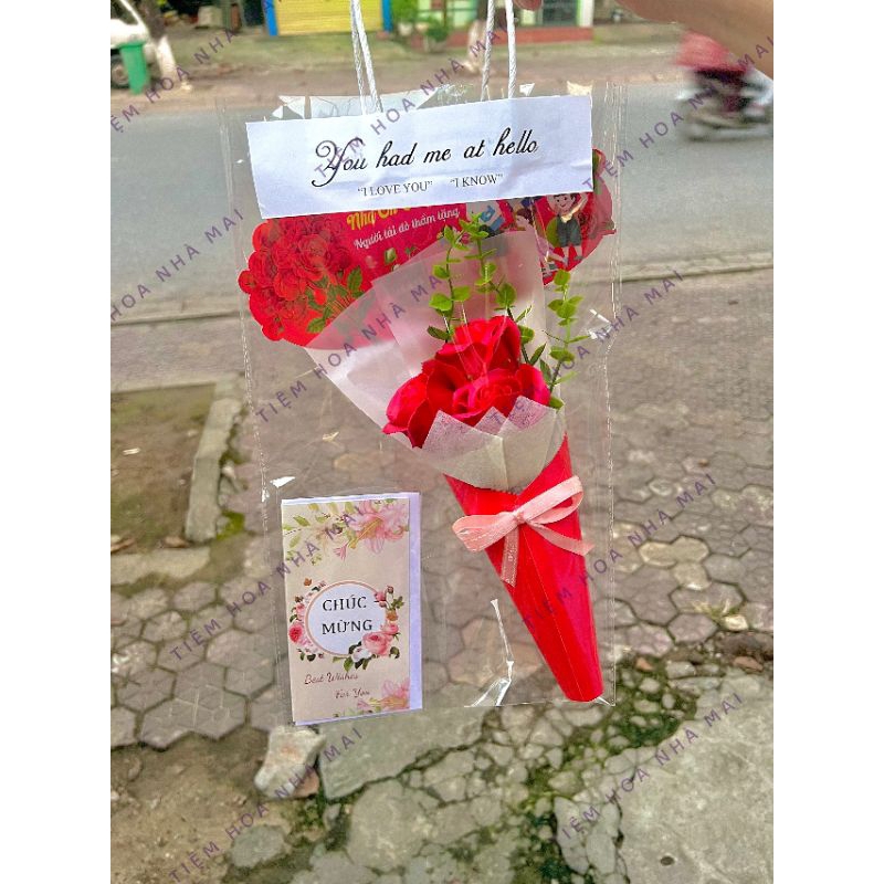 Bó hoa sáp 3 bông tặng 20/11