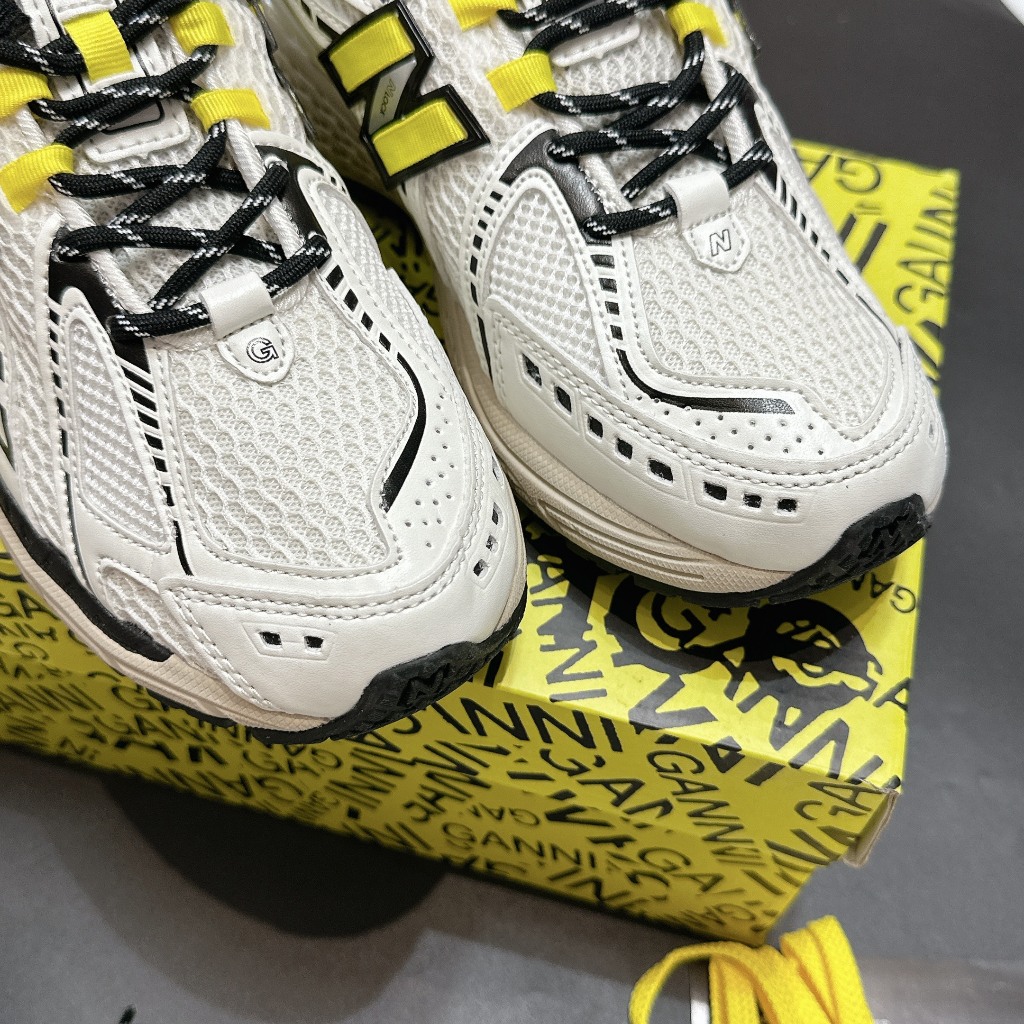 Giày thể thao New Balance 1906R x GANNI in Egret full pk hotrend 2023