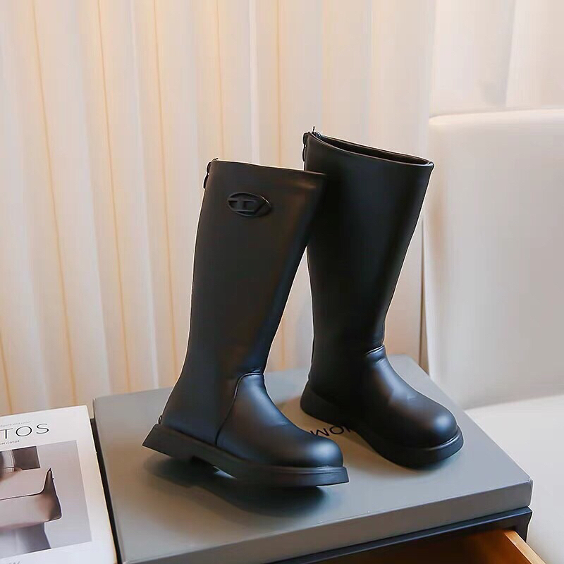 Bốt đại khoá 704 mới