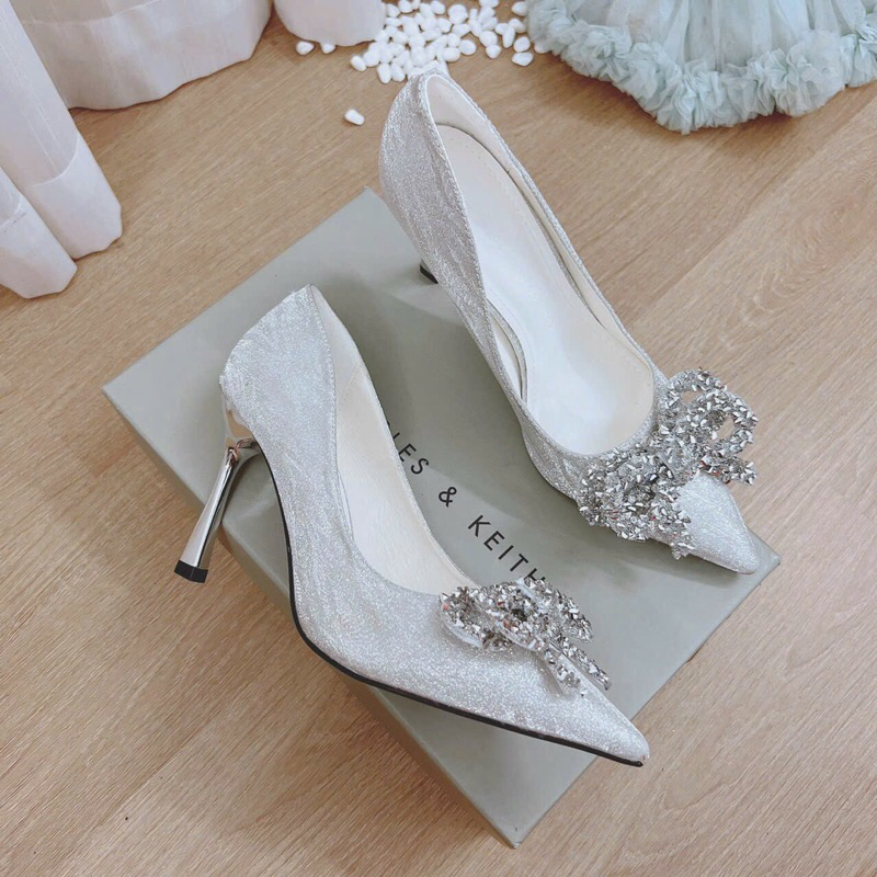 Giày kim tuyến và giày quai gài đế 7 phân nhọn nơ xinh