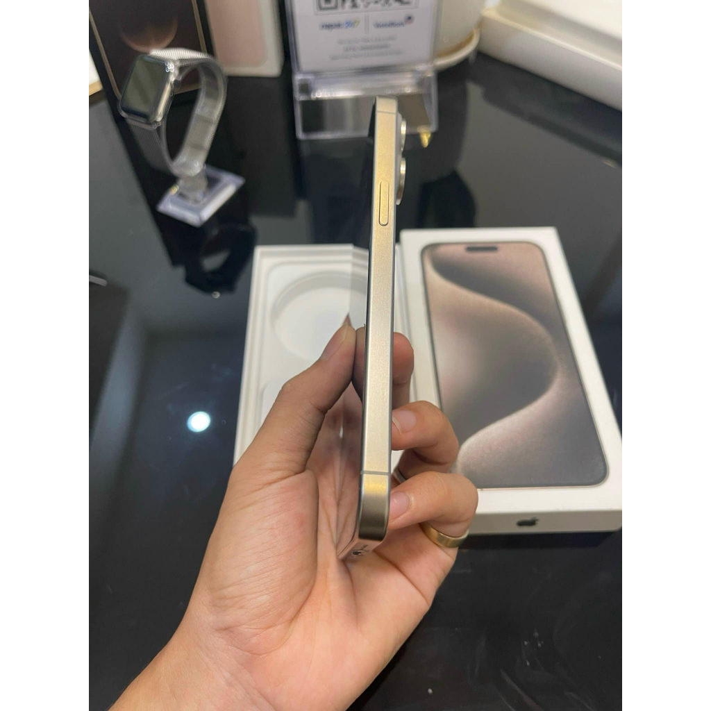 Điện thoại ? ipho 15 pro max - 256gb - hỗ trợ 5G - màu mới đẹp - bảo hành 12 tháng