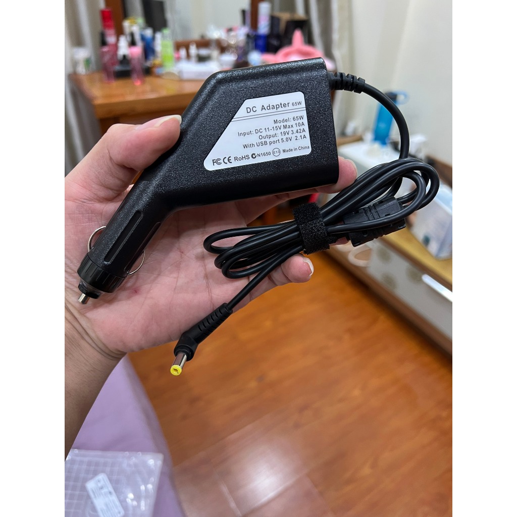 Bộ chuyển sạc laptop acer trên xe oto