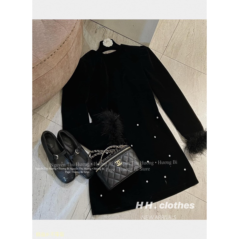 Váy nhung đính đá