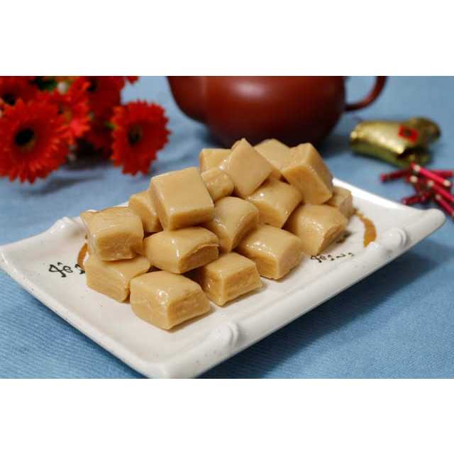 Kẹo Dừa Bến Tre Thanh Long 4 Vị Nguyên Chất, Sầu Riêng, Đậu Phộng Sầu Riêng và Lá Dứa Sầu Riêng Sài Gòn Đặc Sản