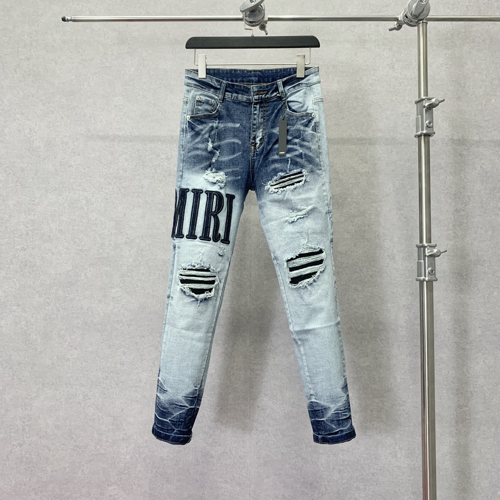 Quần jean bò nam Amiri slimfit xanh khói rách tua lót vải đen thêu chữ đùi phối ống loang xếp sóng MS 14