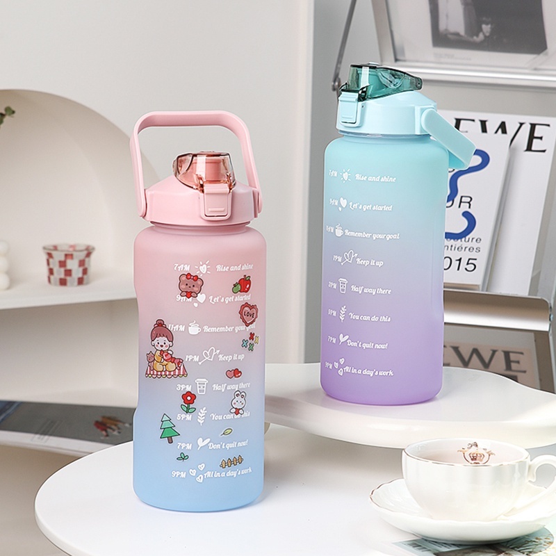 Bình Nước 2 Lít Dễ Thương Có Ống Hút Đàn hồi Tặng Kèm Sticker
