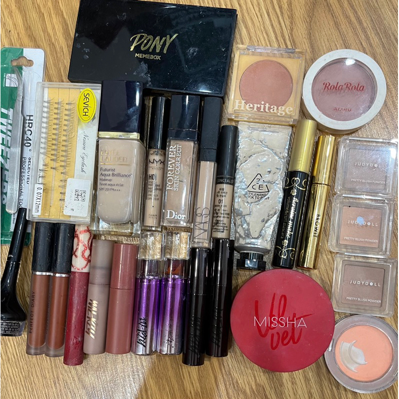 Thanh lý đồ makeup used không dùng tới