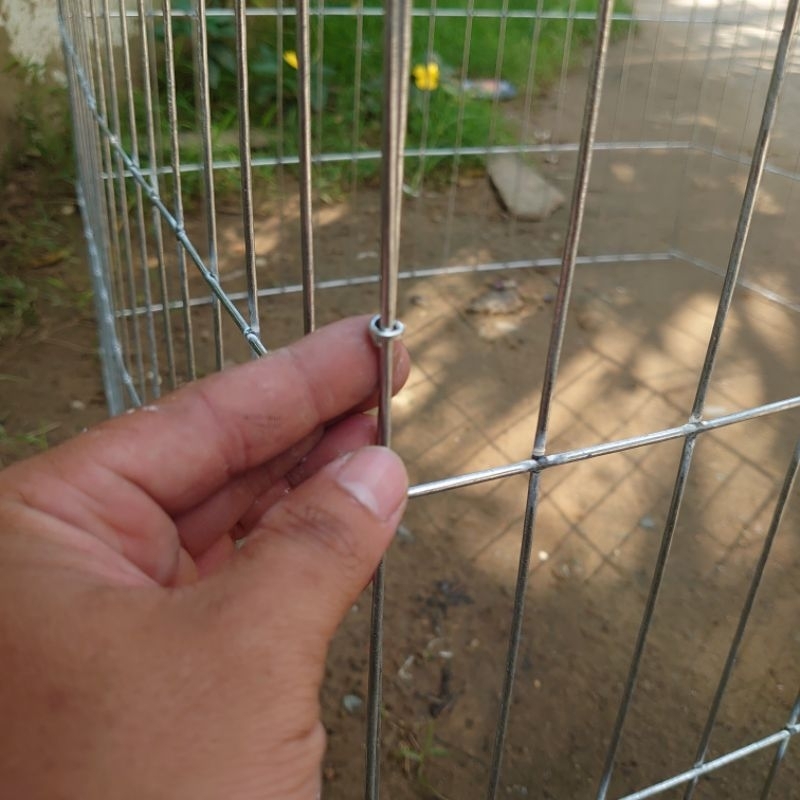 Lồng gà 80 vuông Kẽm to 80x80x80 Ráp sẵn có khóa gài