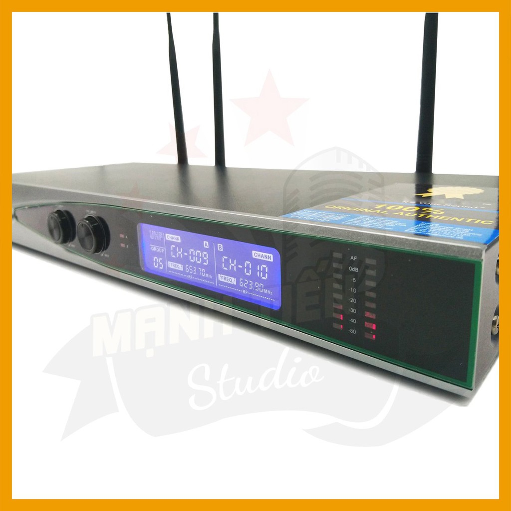 Micro karaoke không dây UGS20 - 4 râu sóng khỏe, hát nhẹ và chống hú tốt bắt sóng xa bảo hành vàng 12 tháng