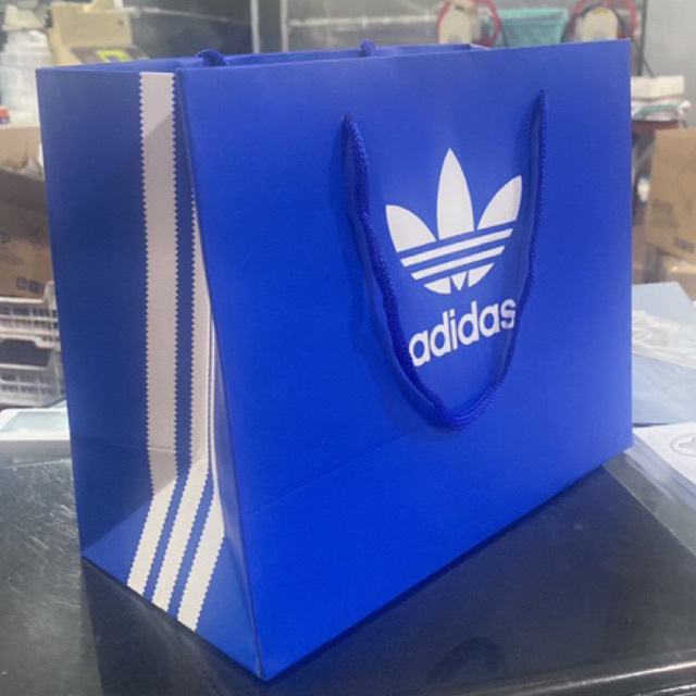 Túi Giấy DAS Size medium .Tặng kèm khi mua bộ thể thao Meowist.