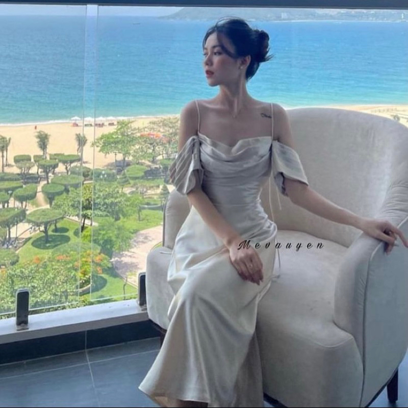 Đầm váy lụa trắng dài trễ vai mevauyen