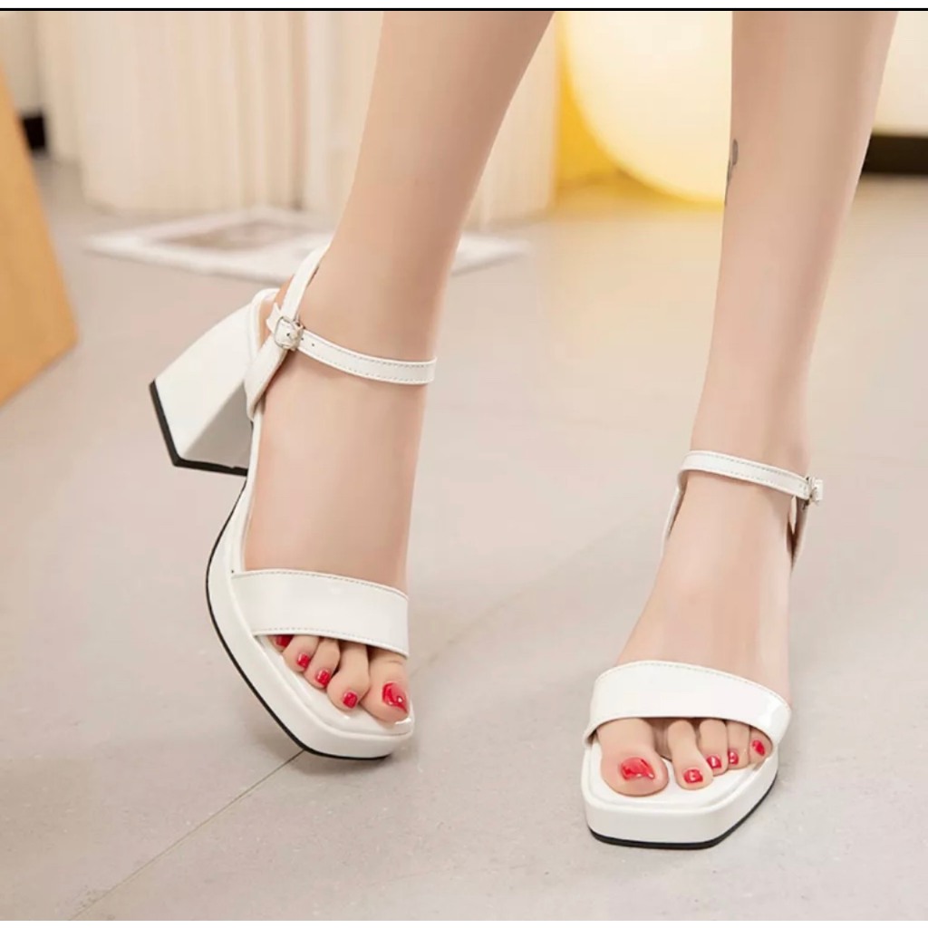 Giày cao gót nữ 9cm quai ngang hở gót da bóng