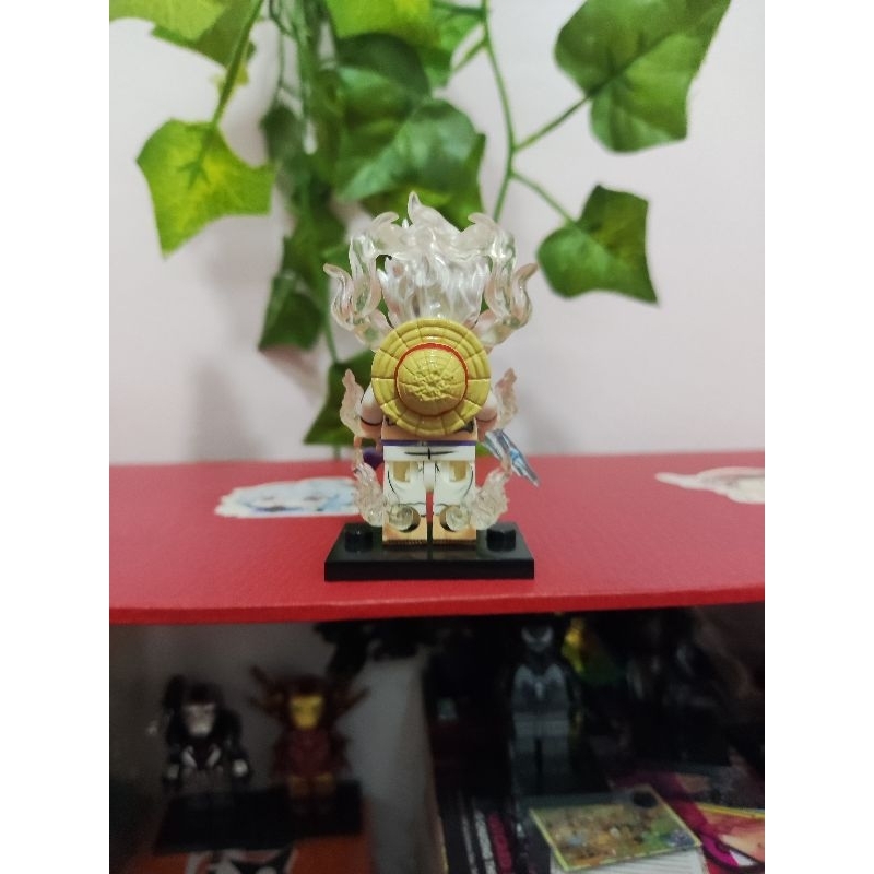 LEGO custom Luffy Gear 5