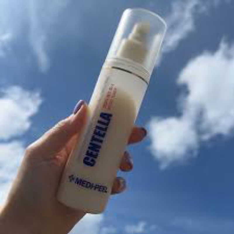 Toner Chiết Xuất Rau Má Peptide Phục Hồi Da Mụn Medi-Peel Centella 180ml