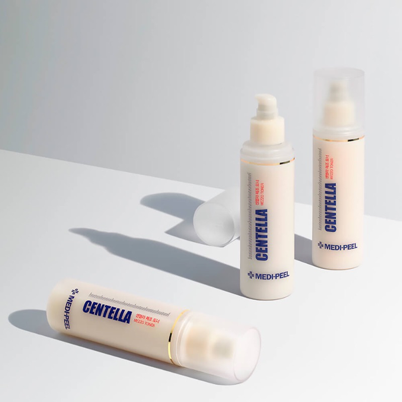 Toner Chiết Xuất Rau Má Peptide Phục Hồi Da Mụn Medi-Peel Centella 180ml