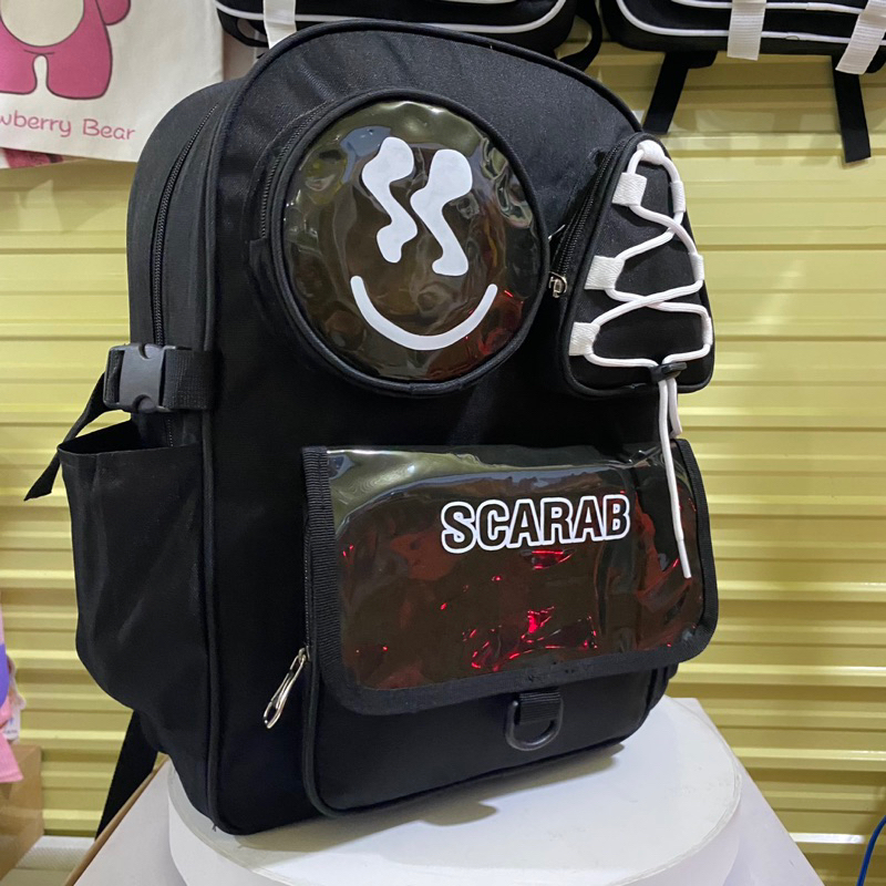 Balo học sinh cấp 2 và cấp 3 màu đen dùng cho cả nam và nữ là mẫu hots nhất hiện nay